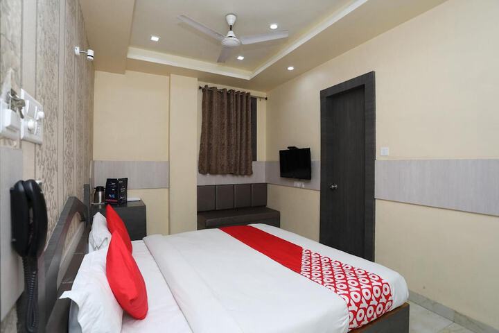 Room 13 of 41