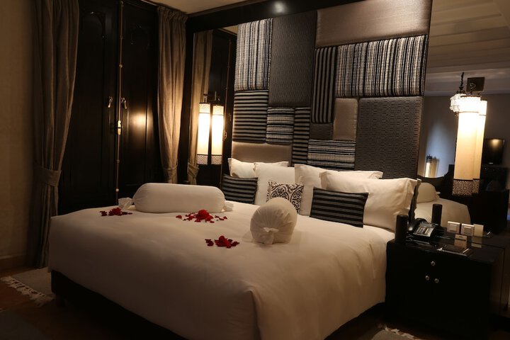 Room 28 of 66