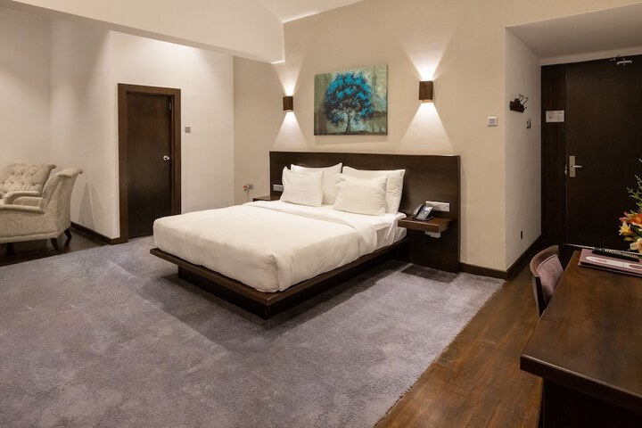 Room 18 of 72