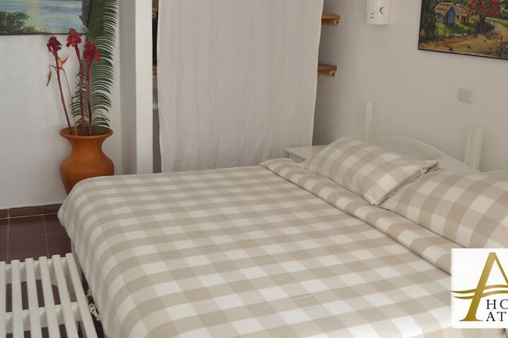 Room 15 of 79