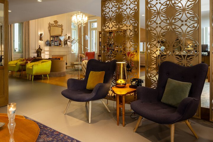 Lobby Entry