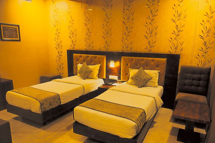 Room 7 of 23
