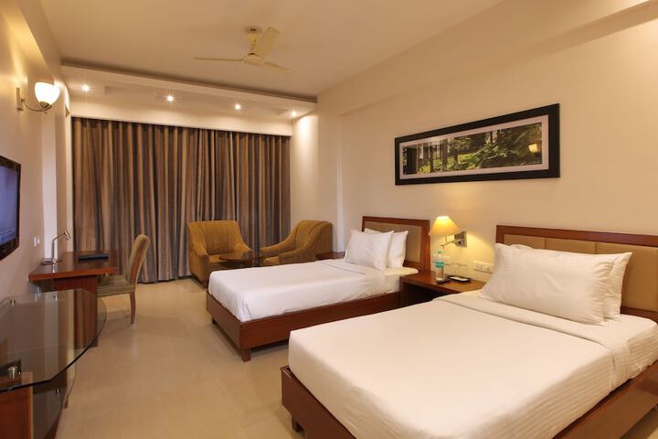 Room 9 of 62