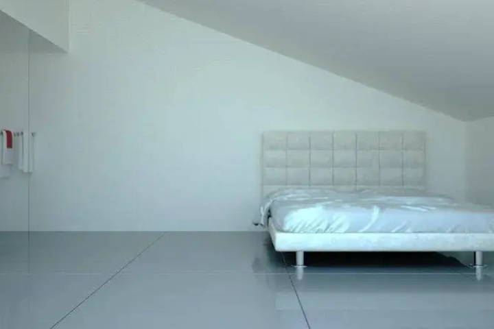 Room 4 of 13