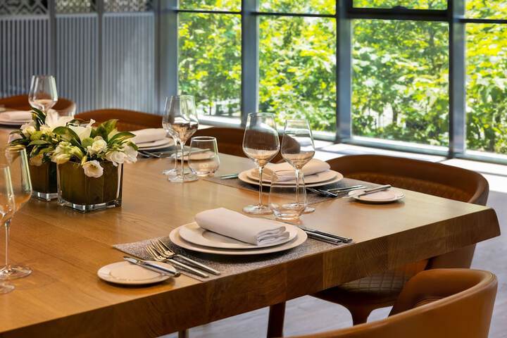Dining 78 of 129