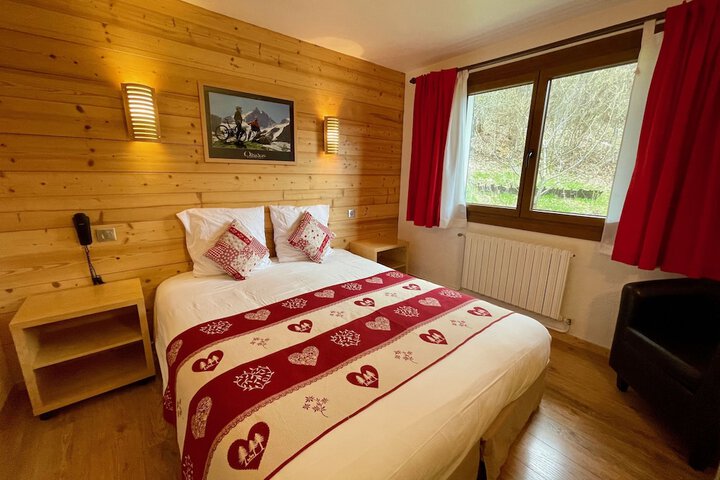 Room 3 of 24