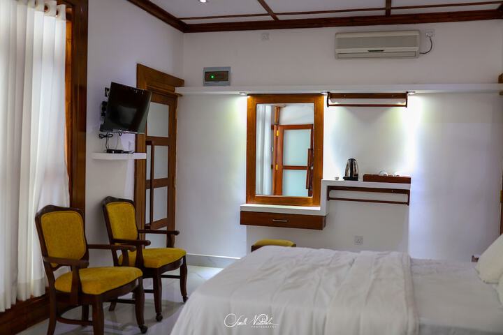 Room 3 of 36