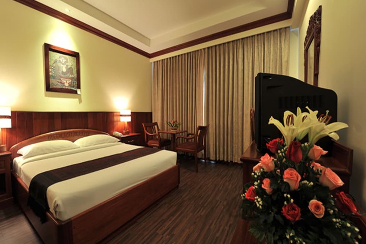 Room 16 of 59