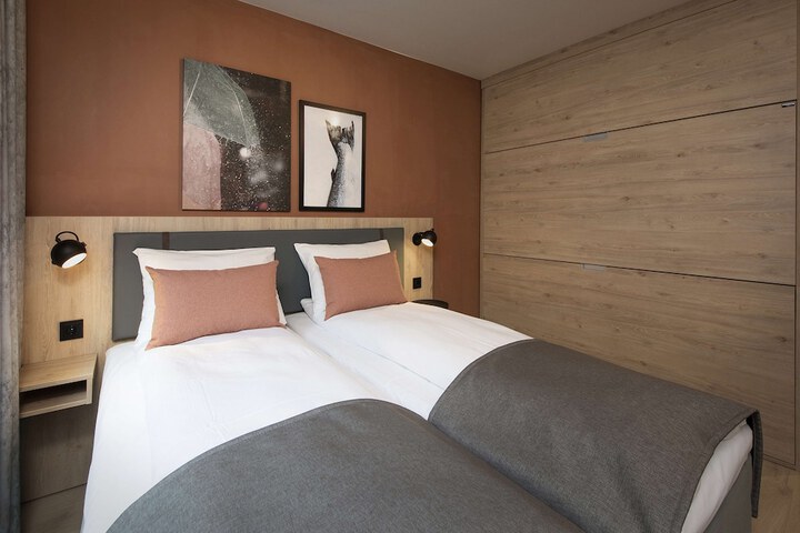 Room 20 of 39