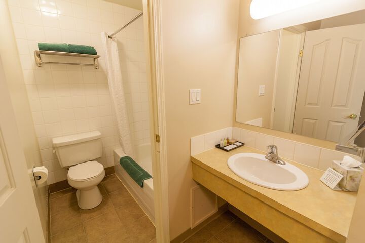 Room 42 of 50