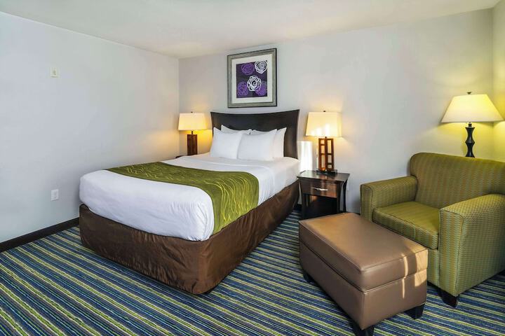 Room 6 of 35