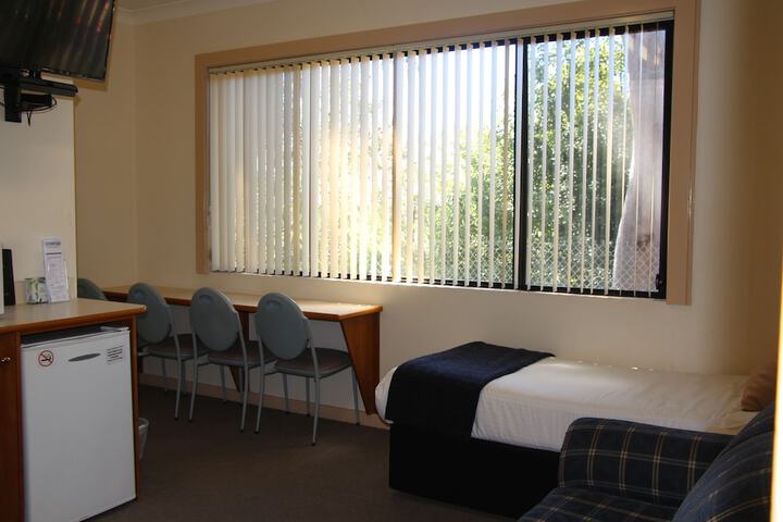 Room 20 of 49