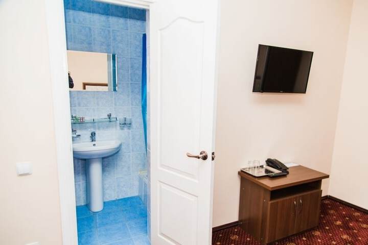Room 46 of 60