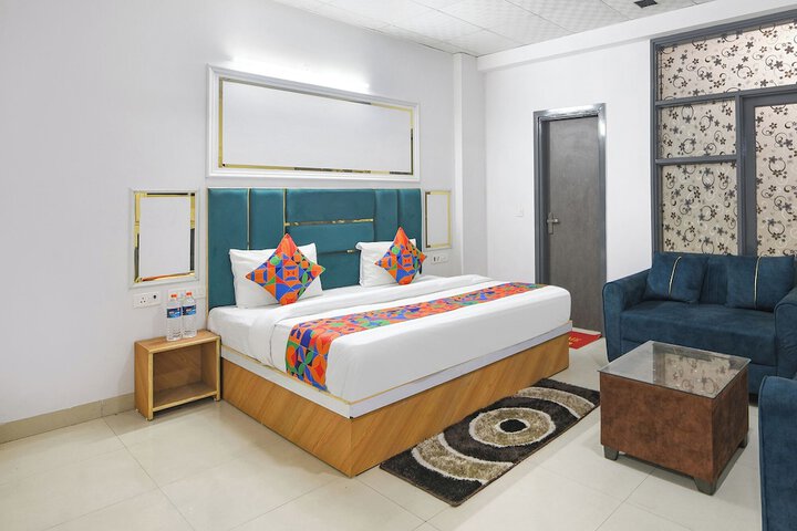 Room 18 of 29