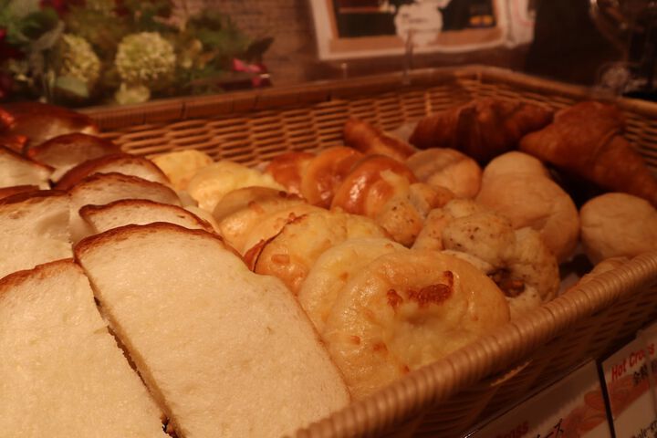 Dining 62 of 96