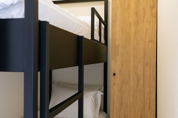 Room 2 of 15