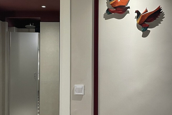 Room 46 of 67
