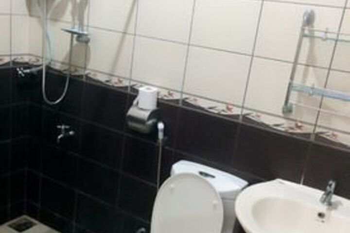 Room 2 of 11