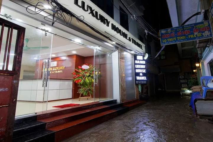 HANOI LUXURY HOUSE & TRAVEL