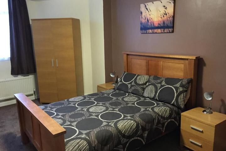 Room 15 of 26