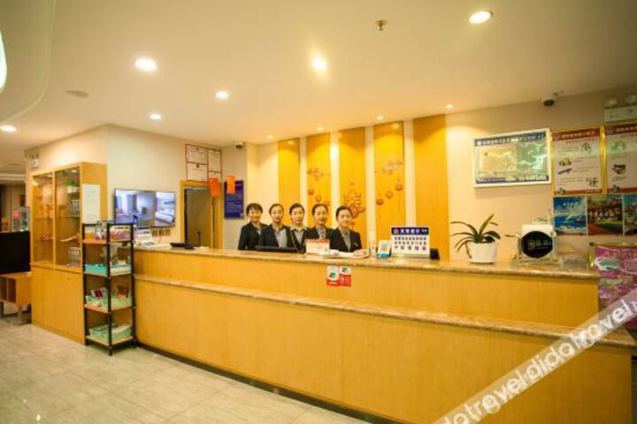 Hotel Interior 10 of 43