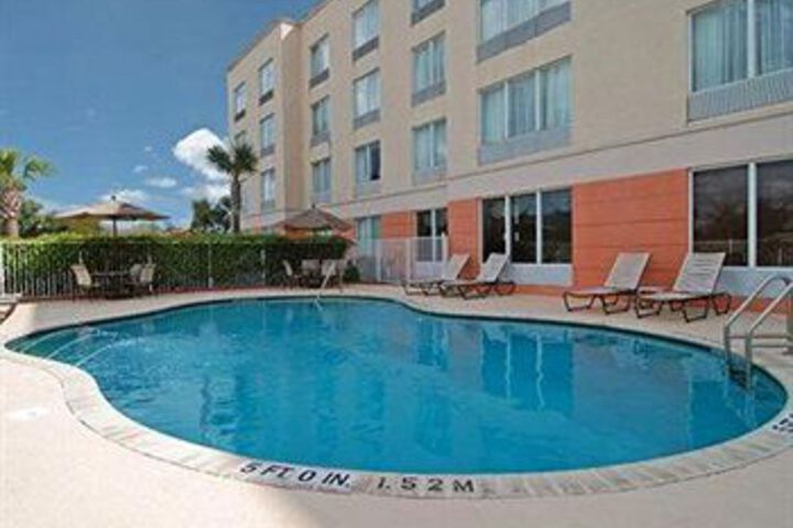 Pool 42 of 45
