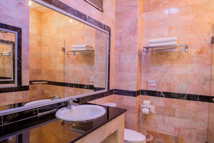 Clean Restrooms