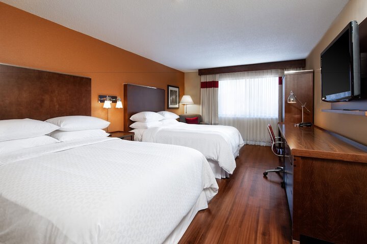 Room 10 of 27