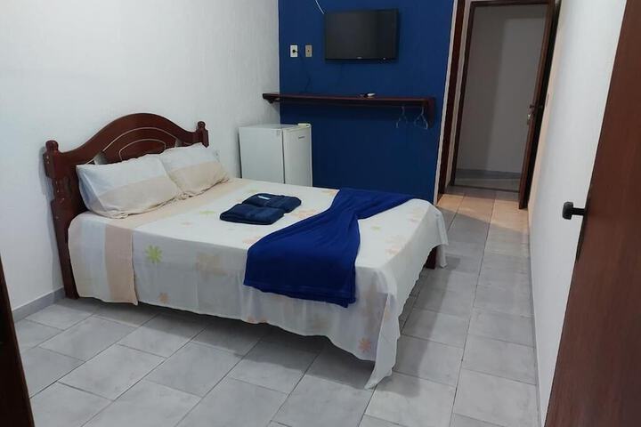 Room 6 of 13