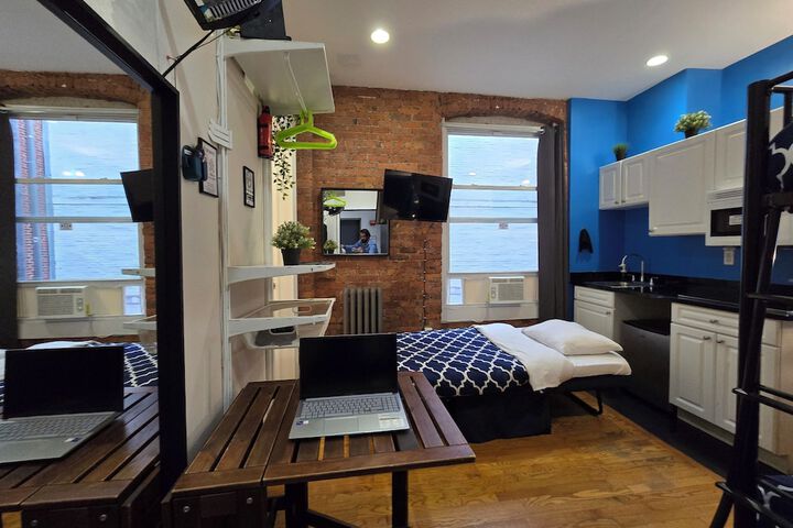 Room 223 of 268