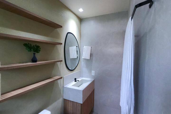 Room 19 of 48