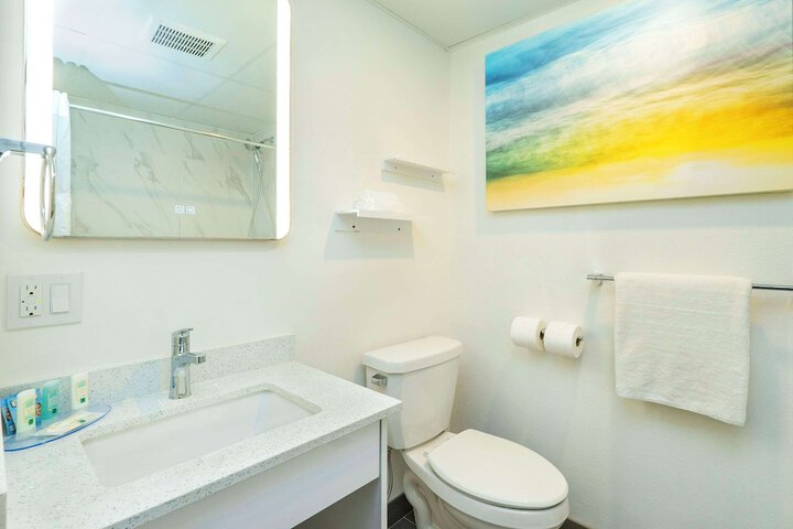Room 15 of 35