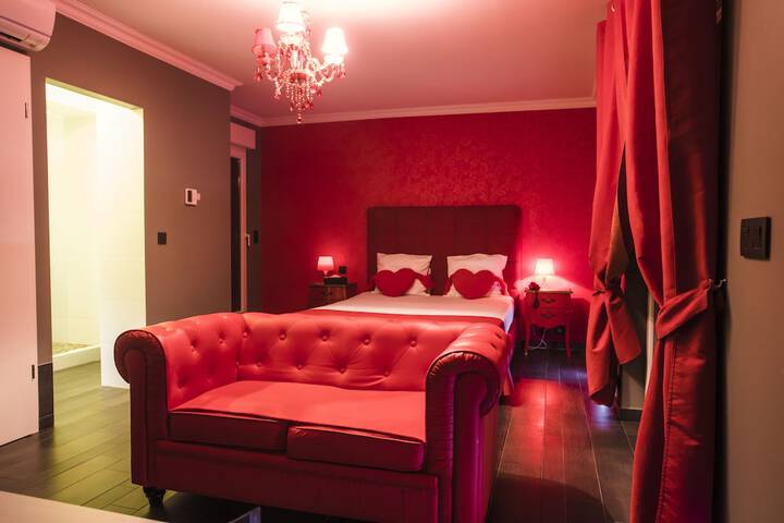 Room 57 of 161