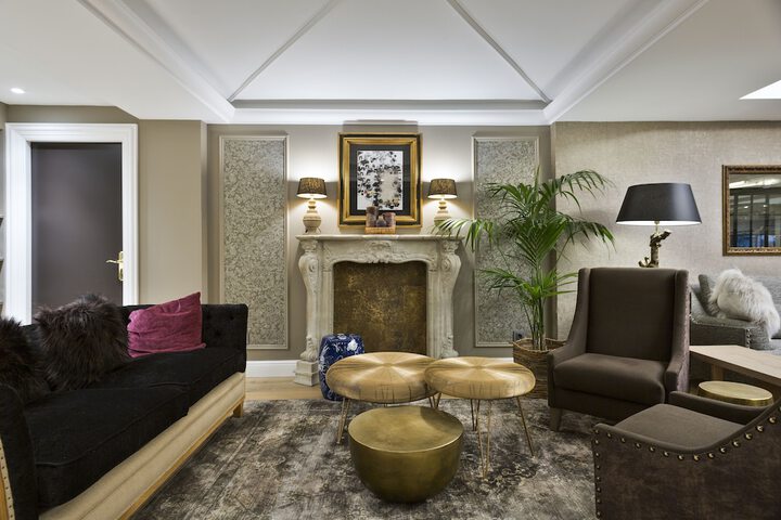 Lobby Entry