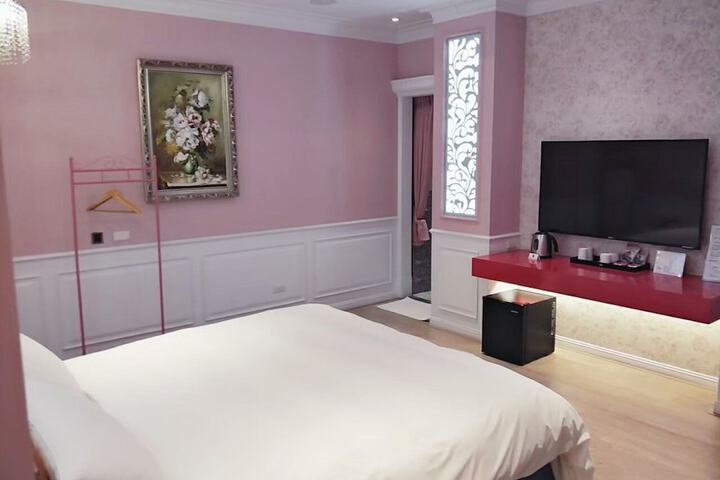 Room 46 of 75