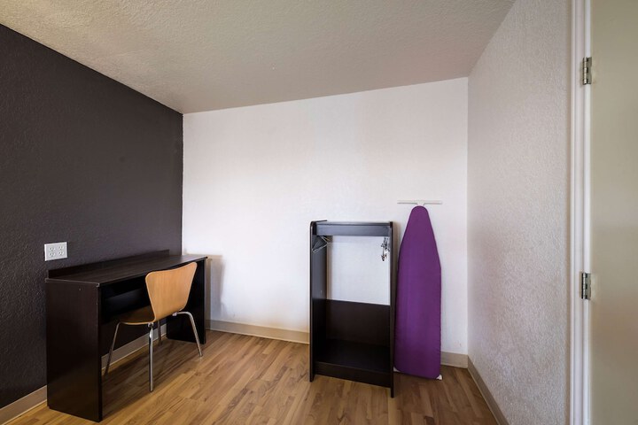 Room 7 of 35