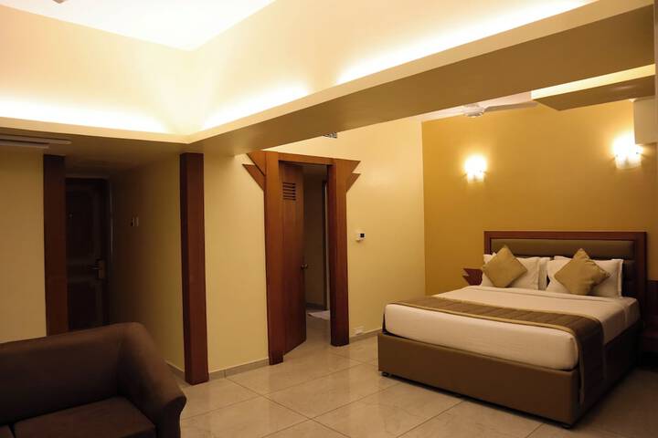 Room 8 of 22