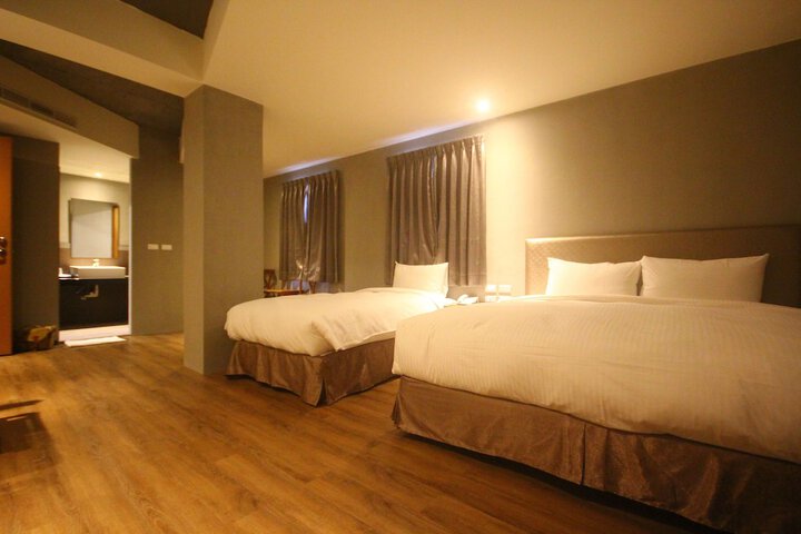 Room 13 of 45