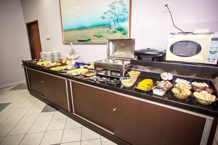 Breakfast/Coffee Service 38 of 40