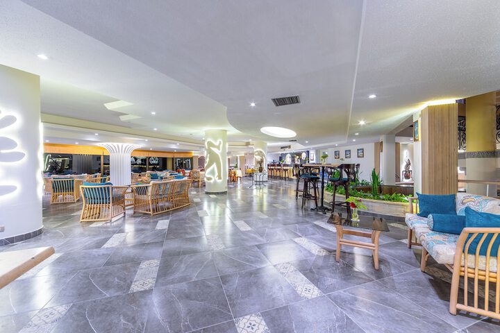 Lobby Photos