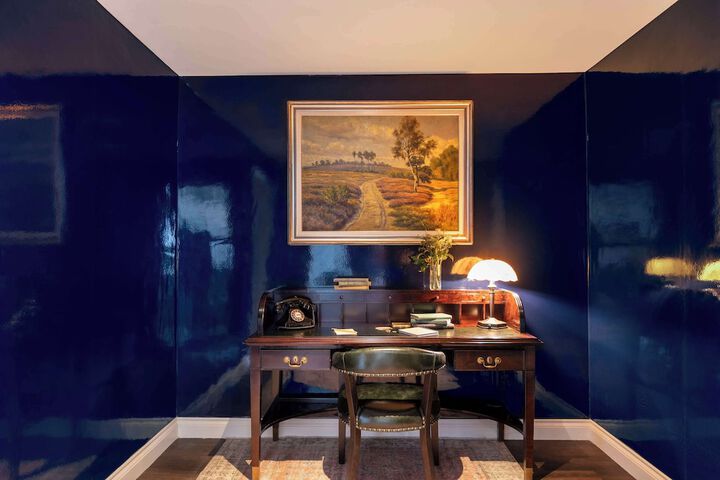 Room 15 of 147