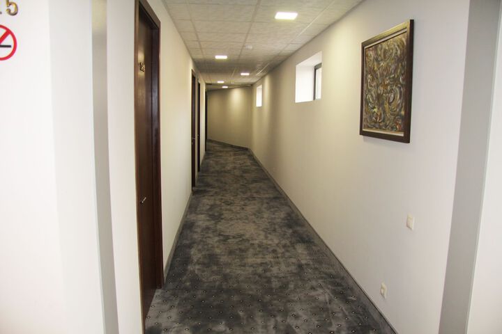 Ballroom/Hall 26 of 28