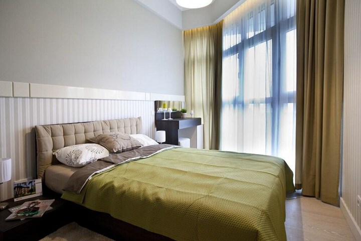 Room 15 of 272