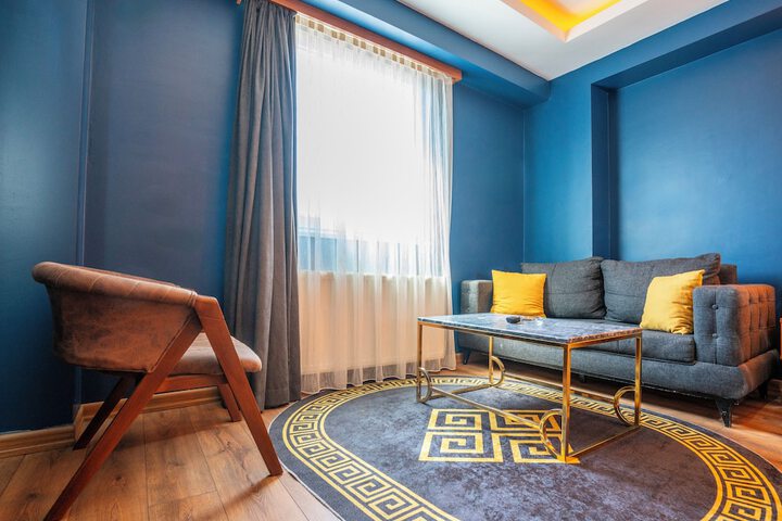 Room 4 of 22
