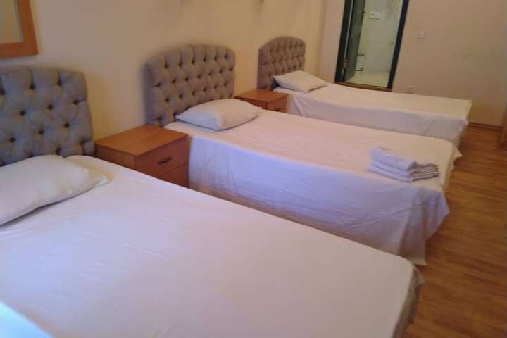 Room 22 of 79