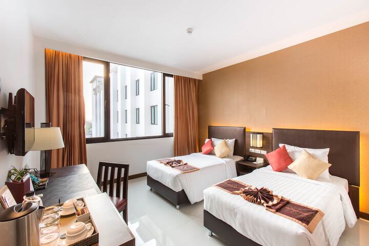 Room 12 of 69