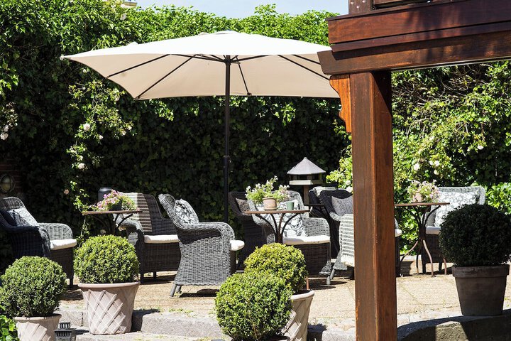Terrace/Patio 54 of 56