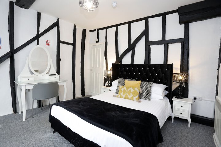 Room 30 of 63