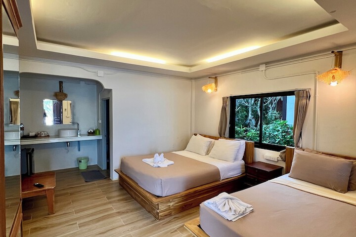 Room 20 of 77