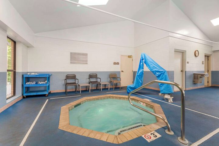 Pool 37 of 52